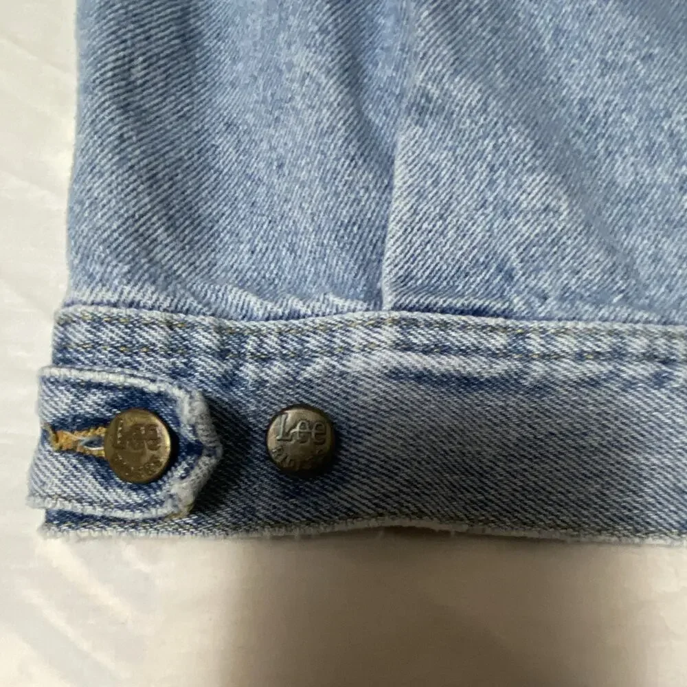 Lee Men's Blue Jean Jacket Button Front Pockets Chest 42 Short Point Collar